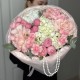 Авторский букет с бусами Bloom room  кустовая роза, гортензия, французская роза, диантус