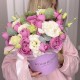 Прекрасная сборная коробка  Bloom room, пионовидная кустовая роза, эустома и эвкалипт
