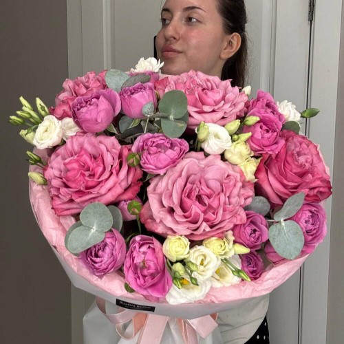 Пион. розы и эустома букет Bloom Room