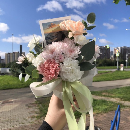 Нежный букет в стаканчике Bloom Room