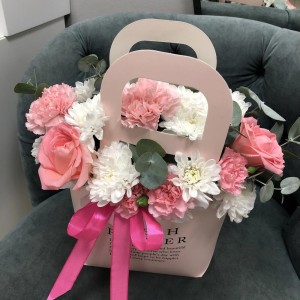 Прекрасная сумочка с розами Bloom Room