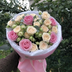 Букет из красивых роз для нее Bloom Room