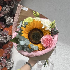 Стильный букетик Bloom Room