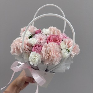 Милая сумочка Bloom room, пионовидная роза, диантус