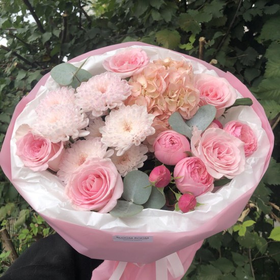 Воздушный розовый букет Bloom Room