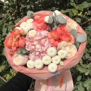 Стильный солнечный букет Кораловый Риф
