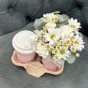 Композиция «Кофе в постель» Bloom Room ромашки