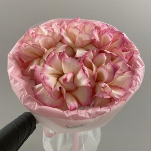 Букет 5 французских роз Bloom room