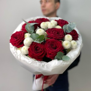 Букет «Очень сильная любовь» с красными розами! Bloom room: большой выбор букетов в профиле магазина