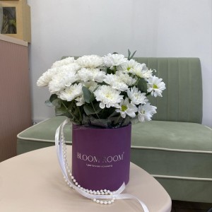 Композиция из хризантем от Bloom Room