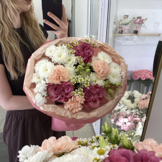 Авторский букет от Bloom Room