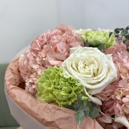 Нежный букет Bloom Room