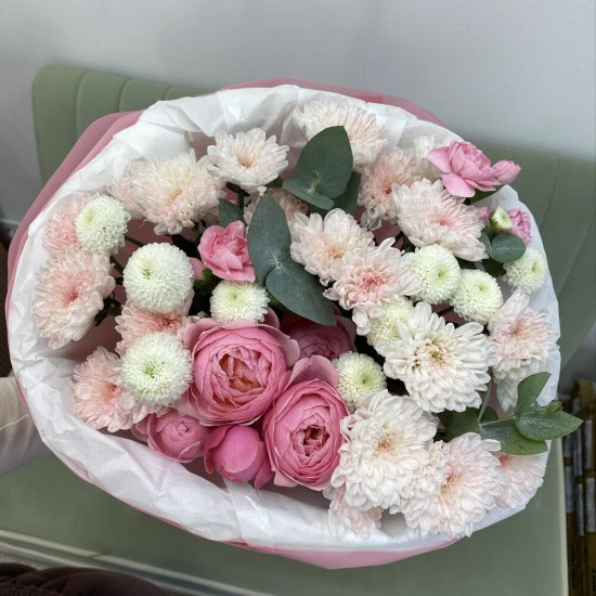 Красивый букет от Bloom Room
