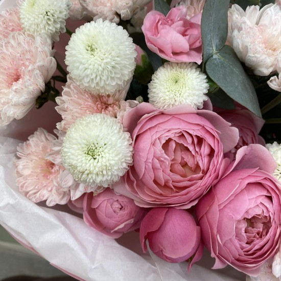 Красивый букет от Bloom Room