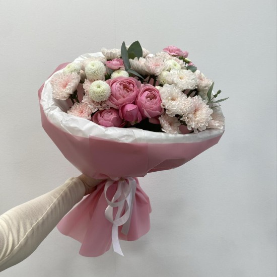 Красивый букет от Bloom Room