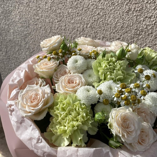 Летний букет от Bloom Room
