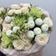 Нежный букет с кремовой кустовой розой BLOOM ROOM