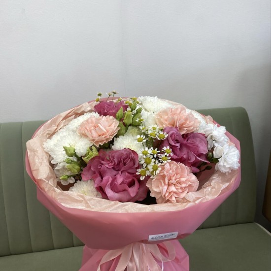 Красивый букет цветов Bloom Room