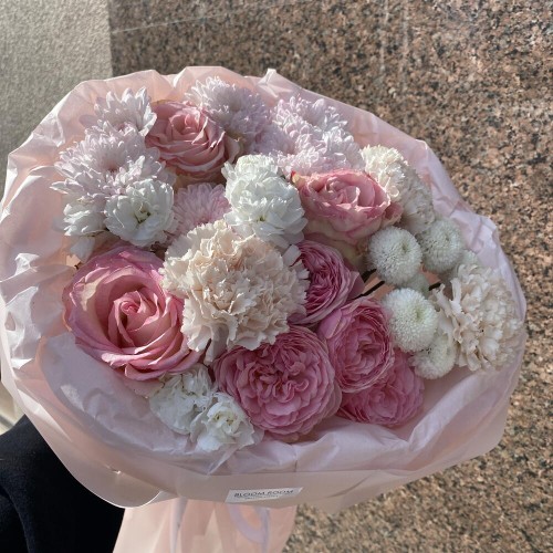 Нежный букет  bloom room