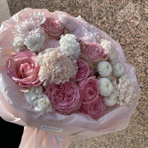 Нежный букет  bloom room
