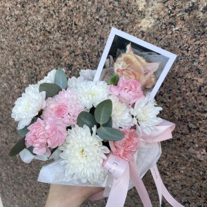 Милый комплимент ️bloom room хризантема гвоздика