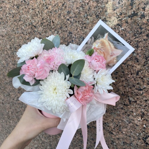 Милый комплимент ️bloom room хризантема гвоздика