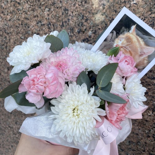 Милый комплимент ️bloom room хризантема гвоздика