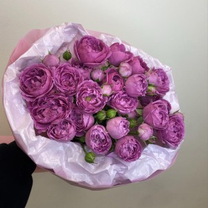 Яркий букет  bloom room Роза