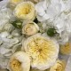 Светлый букет с гортензией и кустовой розой Bloom Room