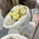 Светлый букет с гортензией и кустовой розой Bloom Room