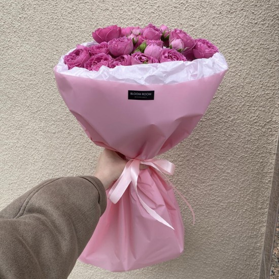 Букет с кустовой пионовидной розой Bloom Room
