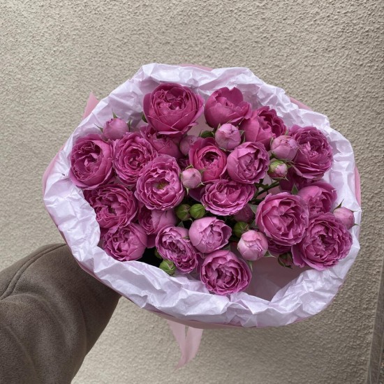 Букет с кустовой пионовидной розой Bloom Room