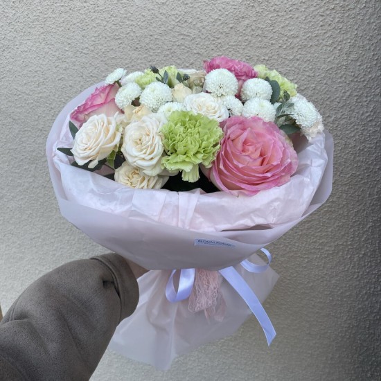 Букет с розочками Bloom Room