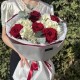 ️стильный букет гортензия и алая роза bloom room