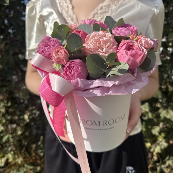 коробочка кустовых роз bloom room