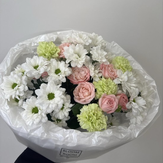 дофаминовый букет bloom room ромашка,роза,диантус