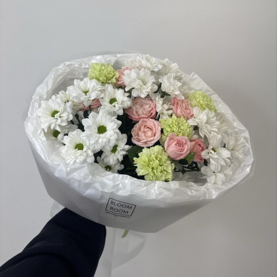 дофаминовый букет bloom room ромашка,роза,диантус