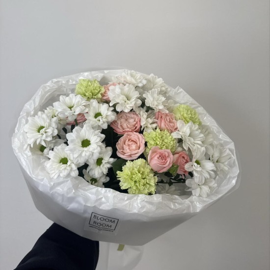 дофаминовый букет bloom room ромашка,роза,диантус