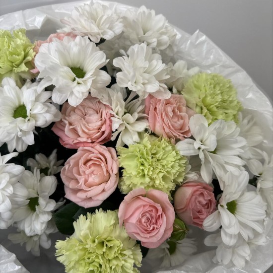 дофаминовый букет bloom room ромашка,роза,диантус
