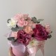 розовая композиция bloom room роза ,хризантема,диантус