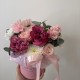 розовая композиция bloom room роза ,хризантема,диантус