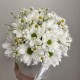 светлая композиция с ромашкой bloom room