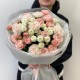 Букет в нежной гамме с пионовидными кустовыми розами, хризантемами и диантусами