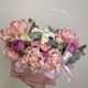 шикарная сумочка bloom room с горниезией розой и хризантемой