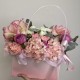 шикарная сумочка bloom room с горниезией розой и хризантемой