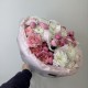 роскошный пышный букет хризантема и пионовидная роза bloom room