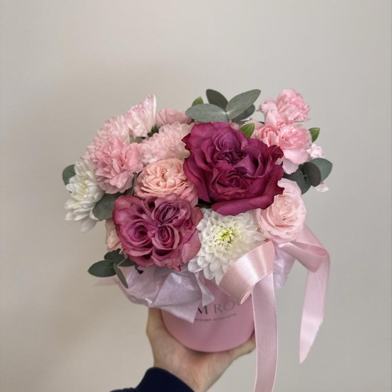 композиция без повода bloom room роза хризантема и диантус