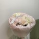 Нежный букет из розовых хризантем и роз с доставкой в Екатеринбурге