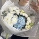 Букет бабочка с гортензией,хризантемой и эустомой с доставкой по Екатеринбургу