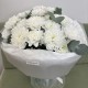 Светлый буеет из хризантем с эвкалиптом с доставкой по Екатеринбургу